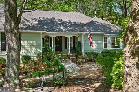 2417 Stockton Dr, Marietta, GA 30066