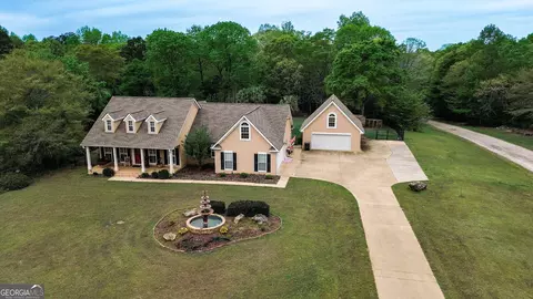 Exterior - 476 Thrash Rd, Lagrange, GA 30241 photo 5 of 15