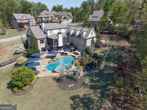 4256 Alba Ln, Buford, GA 30519