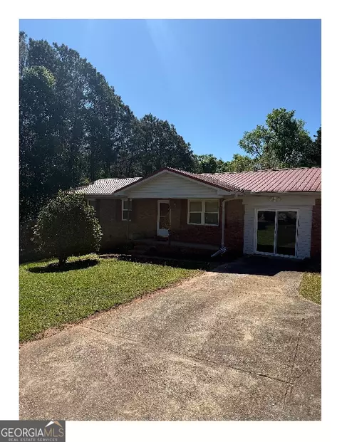 3138 Mobley Bridge Rd, Hogansville, GA 30230