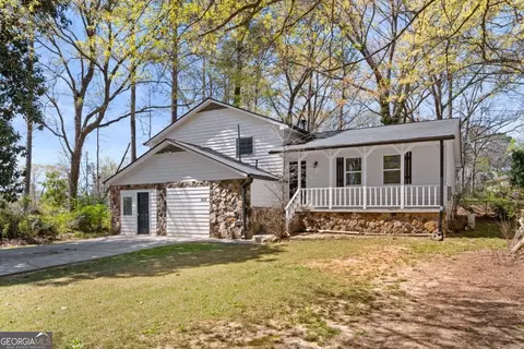 559 Autumn Dr, Riverdale, GA 30274