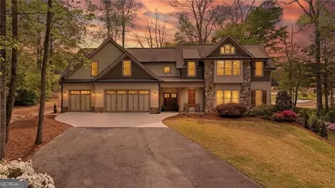 4606 Windsor Dr, Flowery Branch, GA 30542