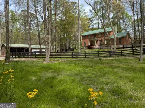 2292 Brookfield Dr, Lawrenceville, GA 30043