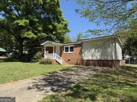342 Phillips Cir, Royston, GA 30662