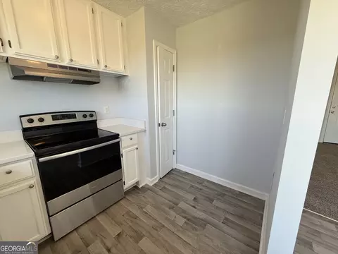 Kitchen - 1005 Callaway Ave, Lagrange, GA 30240 photo 5 of 5
