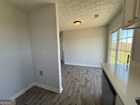 Dining - 1005 Callaway Ave, Lagrange, GA 30240 photo 2 of 2