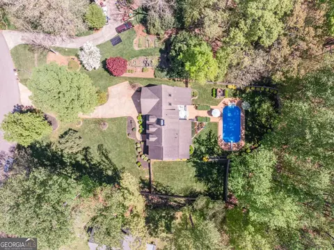 View/Area - 4629 Simpson Downs, Gainesville, GA 30507 photo 2 of 4