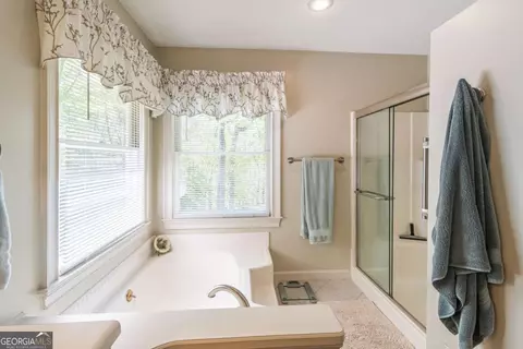 Bath - 4629 Simpson Downs, Gainesville, GA 30507 photo 3 of 4