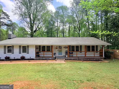 768 Swan Lake Rd, Stockbridge, GA 30281
