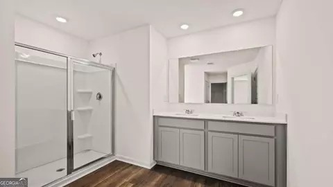 1304 Aura Ln, Lawrenceville, GA 30045