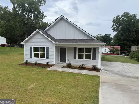 900 E 9th St, West Point, GA 31833