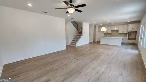 Living - 104 Silverleaf Trl, Bethlehem, GA 30620 photo 1 of 1
