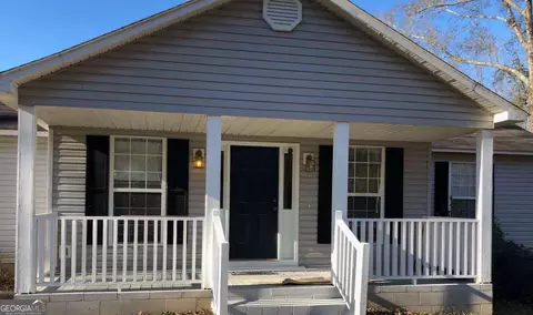 214 Brookwood Ln, Americus, GA 31709