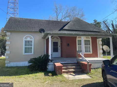 717 Glenmore Ave, Waycross, GA 31503