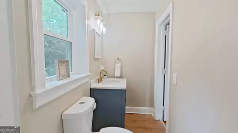 Bath - 481 4th St, Cairo, GA 39828 photo 7 of 7