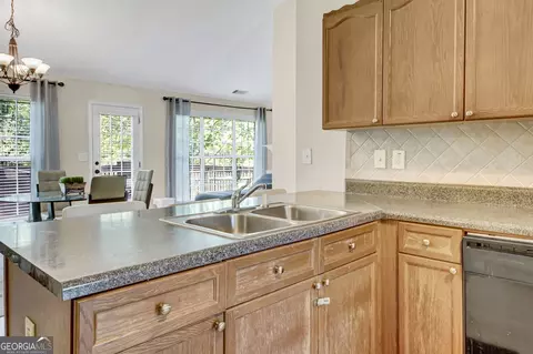 Kitchen - 2640 Snowcrest Pl, Bethlehem, GA 30620 photo 3 of 5