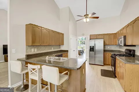 Kitchen - 2640 Snowcrest Pl, Bethlehem, GA 30620 photo 1 of 5
