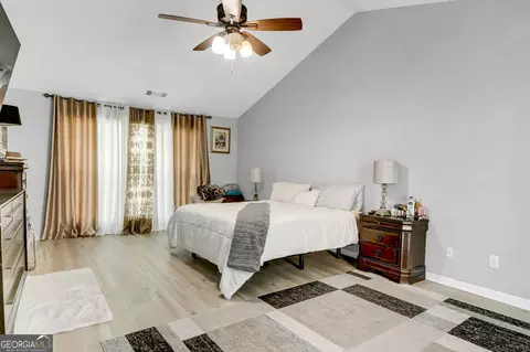 Bedroom - 2640 Snowcrest Pl, Bethlehem, GA 30620 photo 3 of 8