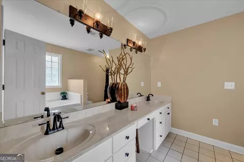 Bath - 116 Cedar Creek Dr, Dublin, GA 31021 photo 1 of 7
