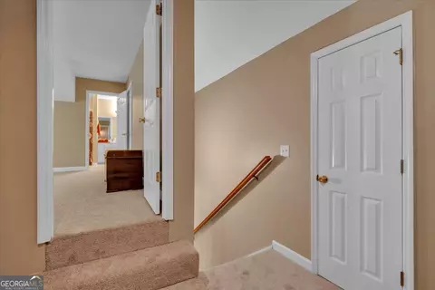 Entry Way - 116 Cedar Creek Dr, Dublin, GA 31021 photo 4 of 4