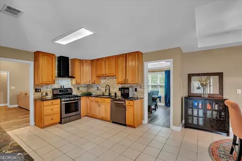 Kitchen - 116 Cedar Creek Dr, Dublin, GA 31021 photo 1 of 5