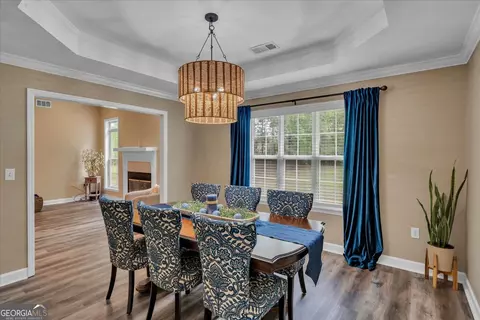 Dining - 116 Cedar Creek Dr, Dublin, GA 31021 photo 2 of 2