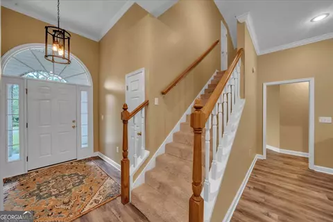Entry Way - 116 Cedar Creek Dr, Dublin, GA 31021 photo 2 of 4