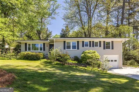 709 Park Ln, Decatur, GA 30033