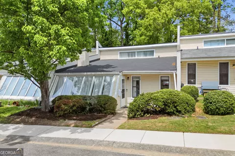 224 Goshen Ln, Woodstock, GA 30188