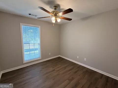 Bedroom - 53 Nantucket Dr, Lagrange, GA 30241 photo 2 of 2