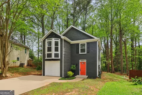 5117 Leland Dr, Stone Mountain, GA 30083