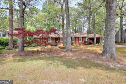 2439 Ellis Ct, Snellville, GA 30078