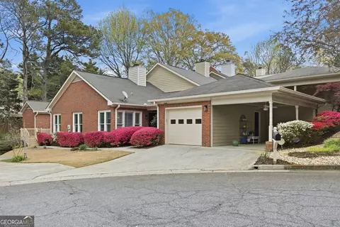 3269 Embry Downs Ct, Atlanta, GA 30340