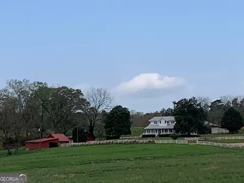 1211 Veterans Dr, Danielsville, GA 30633
