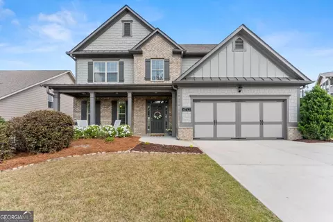 6712 Blooming Iris Ct, Flowery Branch, GA 30542