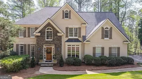 1770 Highgrove Club Dr, Milton, GA 30004