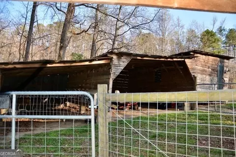 Exterior - 6126 Mize Rd, Toccoa, GA 30577 photo 6 of 7