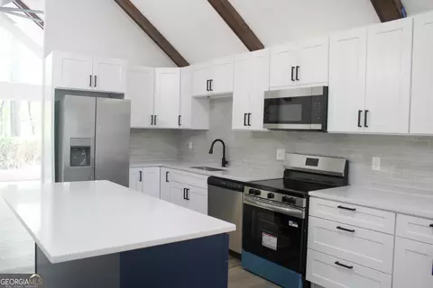 Kitchen - 895 Waterview Dr, Lagrange, GA 30240 photo 1 of 6