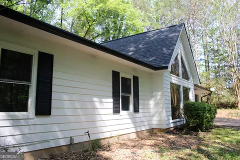 Exterior - 895 Waterview Dr, Lagrange, GA 30240 photo 14 of 14