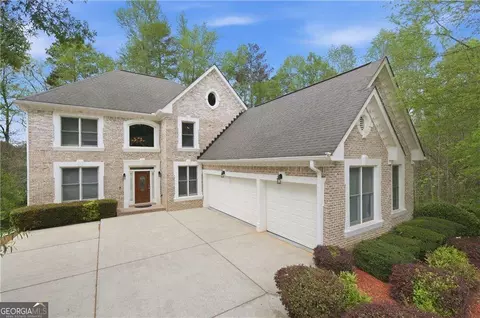 2981 Cadbury Trl, Snellville, GA 30039