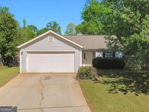 276 Village Dr, Mcdonough, GA 30253