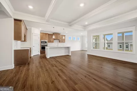 Living - 210 Wingate Dr, Winder, GA 30680 photo 3 of 4