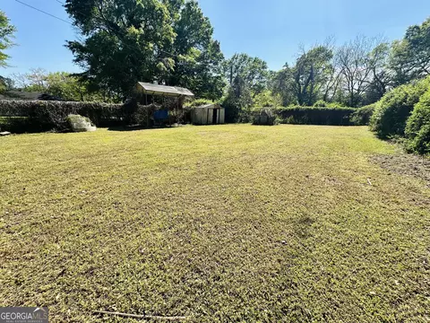 Exterior - 514 S Broad St, Toccoa, GA 30577 photo 3 of 6
