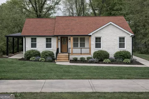 2884 Ben Hill Rd, East Point, GA 30344