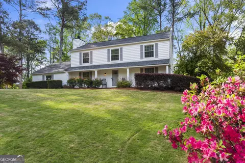 314 Lamplighter Ln SE, Marietta, GA 30067