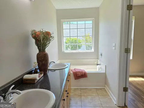 Bath - 116 Summer Trce, Thomaston, GA 30286 photo 5 of 5