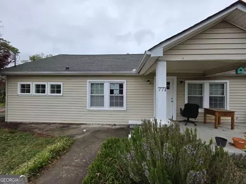 771 E Currahee St, Toccoa, GA 30577