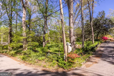 4604 Park Dr, Pine Lake, GA 30072