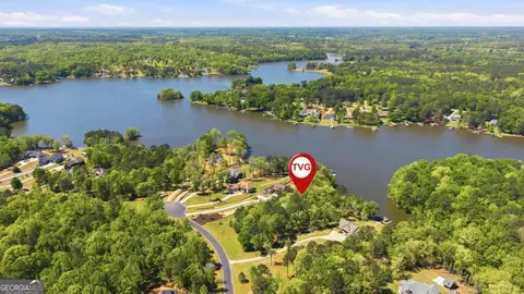 1310 Sailview Dr, Buckhead, GA 30625