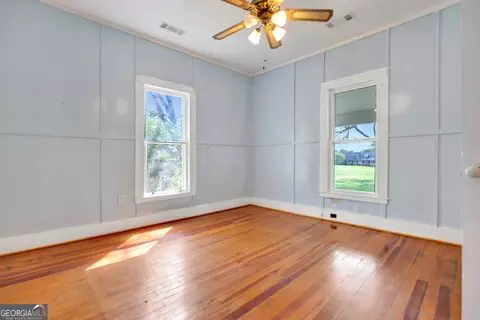 Bedroom - 1635 Highway 36 E, Jackson, GA 30233 photo 2 of 3